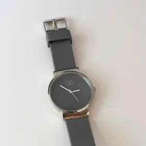 ACTIVE GREY CLEAN KIDS WATCH