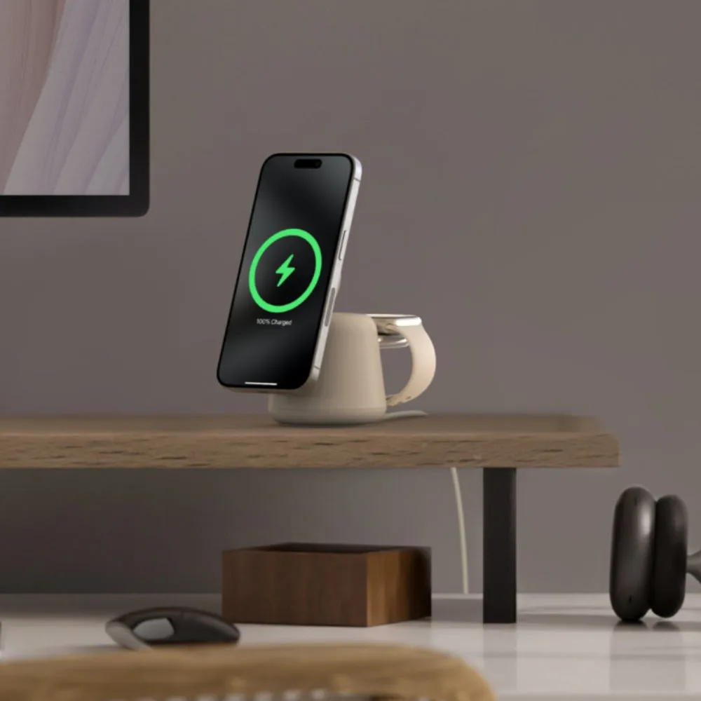 BELKIN BoostCharge Pro 2-In-1 Wireless Stand Fast Charger with 15W MagSafe - White
