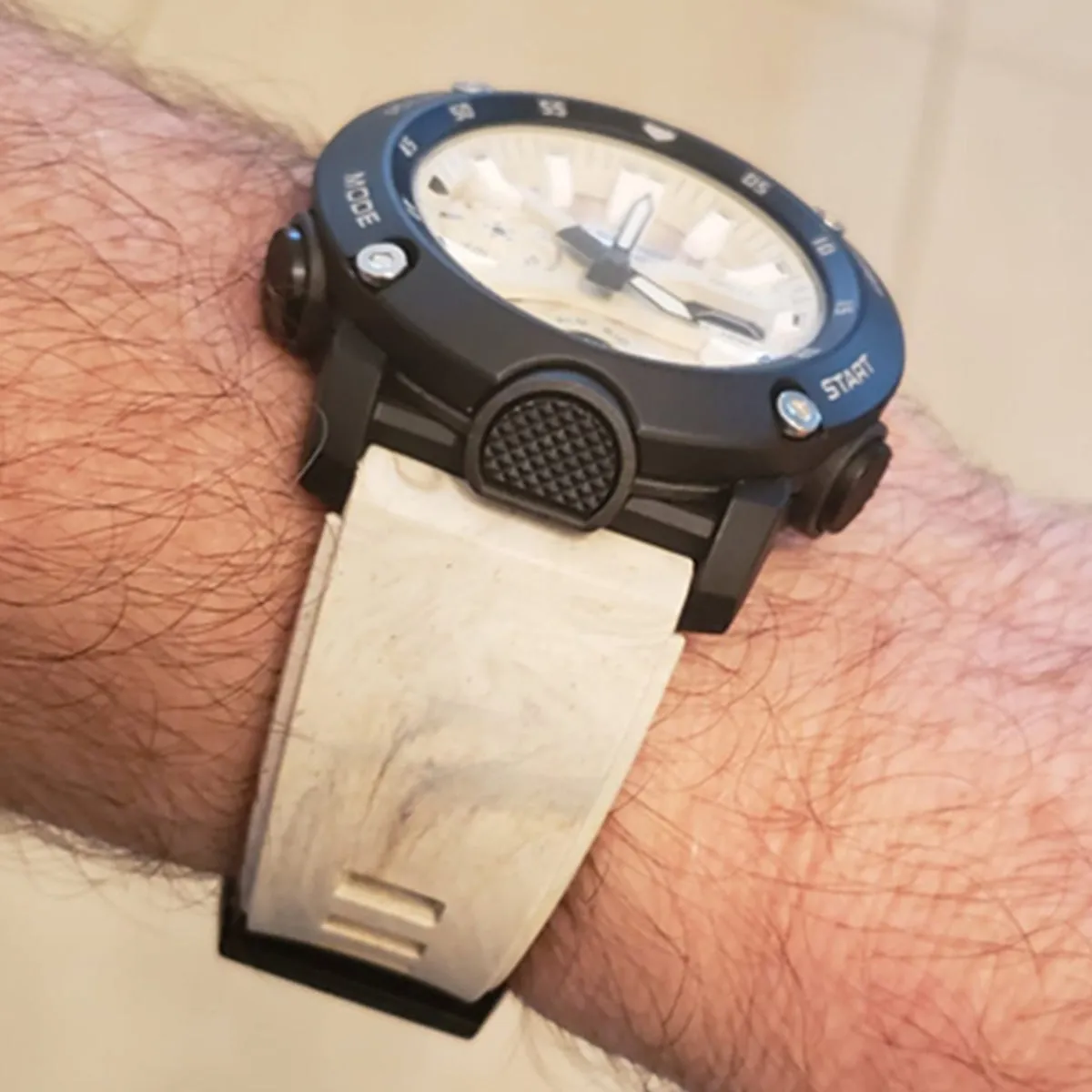 Casio - G-Shock - GA-2000WM-1ADR