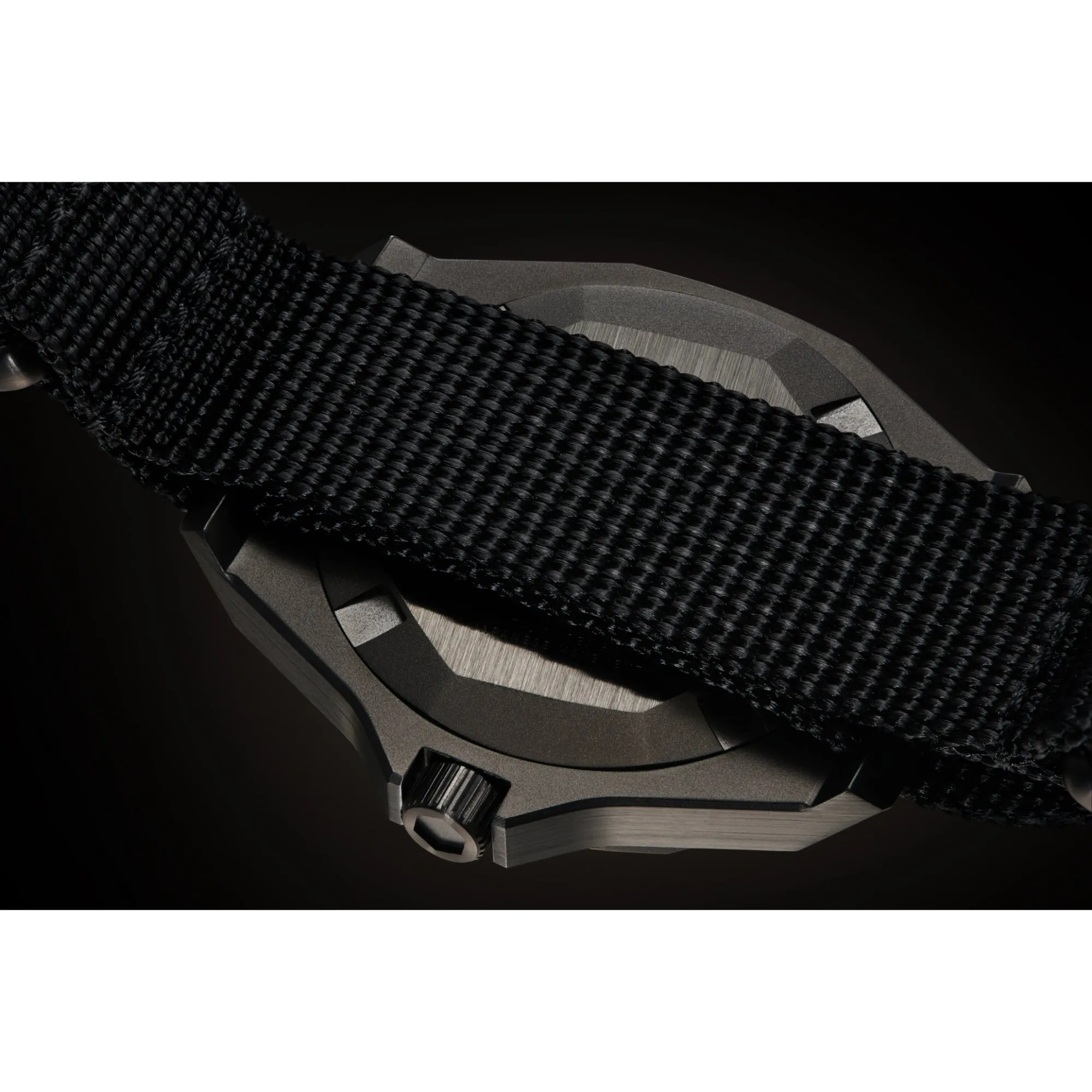 Commando 38mm - Force