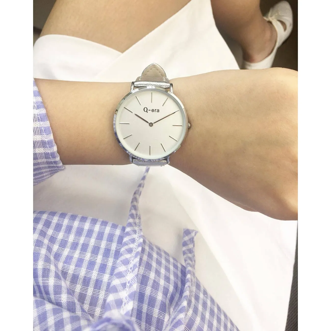 Q-era Metallic Silver Leather Women's Watch - QV2804-9